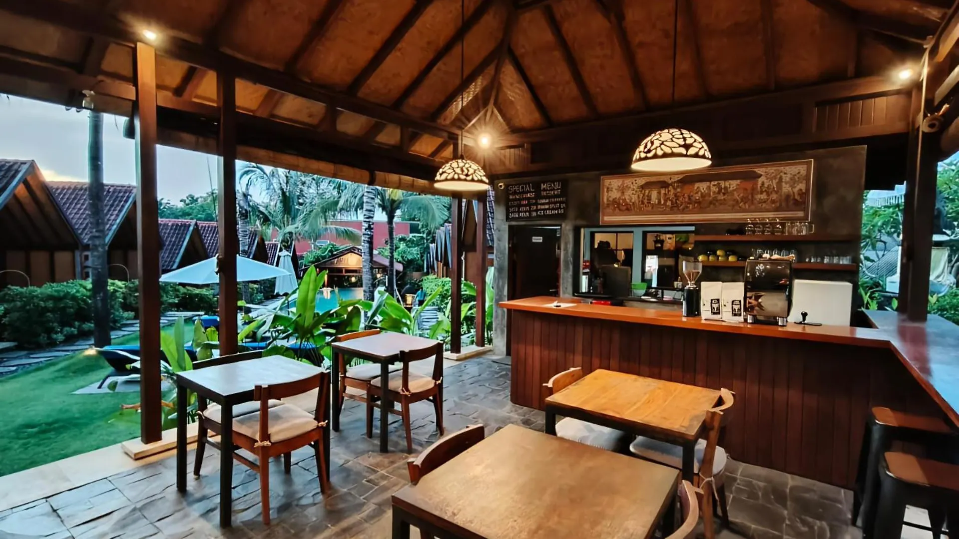 Bingin Lodge Uluwatu Indonesia